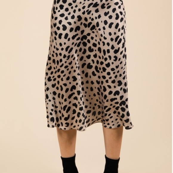 Satin Leopard Print Midi Skirt - Picture 4 of 7